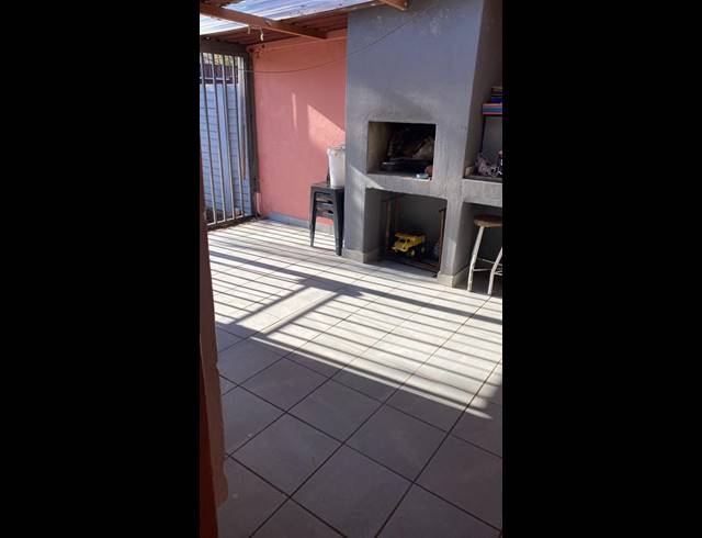 3 BEDROOM HOUSE FOR SALE IN ELANDSPOORT